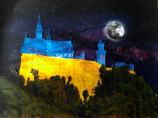 Світ підтримує Україну. Замок Нойшванштайн / Neuschwanstein Castle